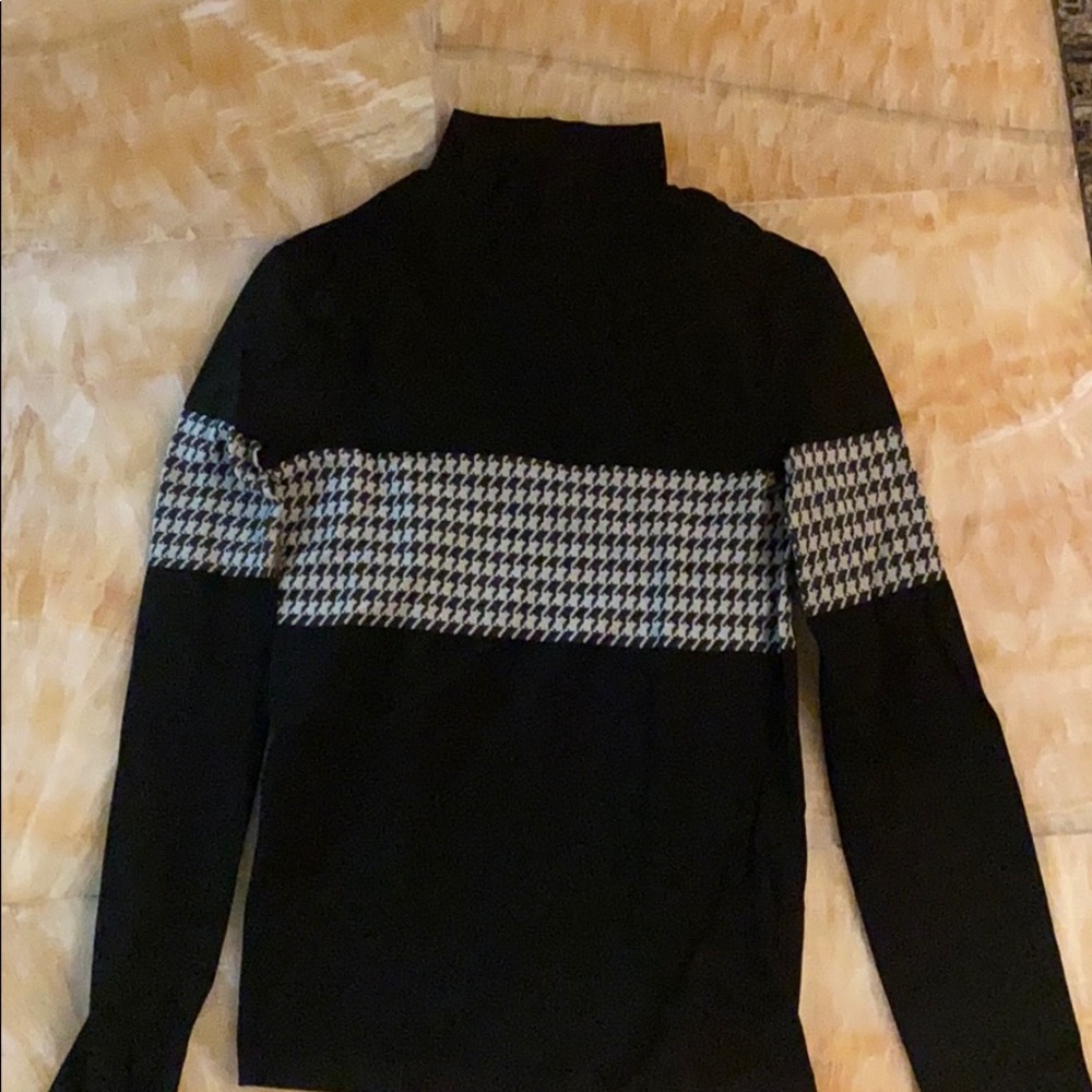 Wolford houndstooth pullover turtleneck